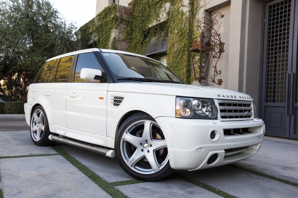 White Range Rover - iStock_000019165141_Medium