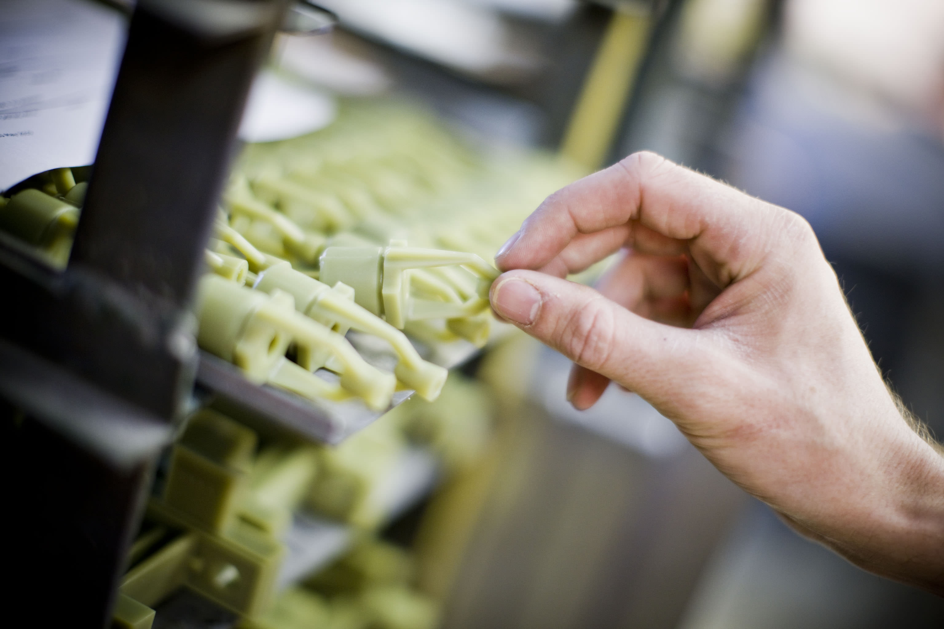 Inspecting a wax pattern - investment casting