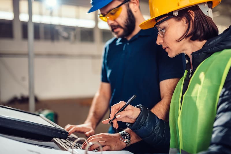 mixed gender engineering team